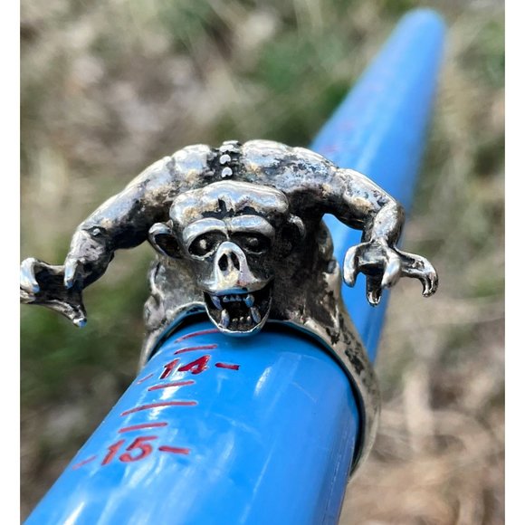 Vintage Mens Silverplate Biker statement ring King Kong Monster Size 13 - Picture 9 of 16